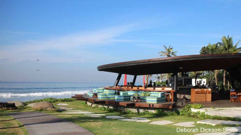 Komune Beach Club, Keramas Beach, Bali.
